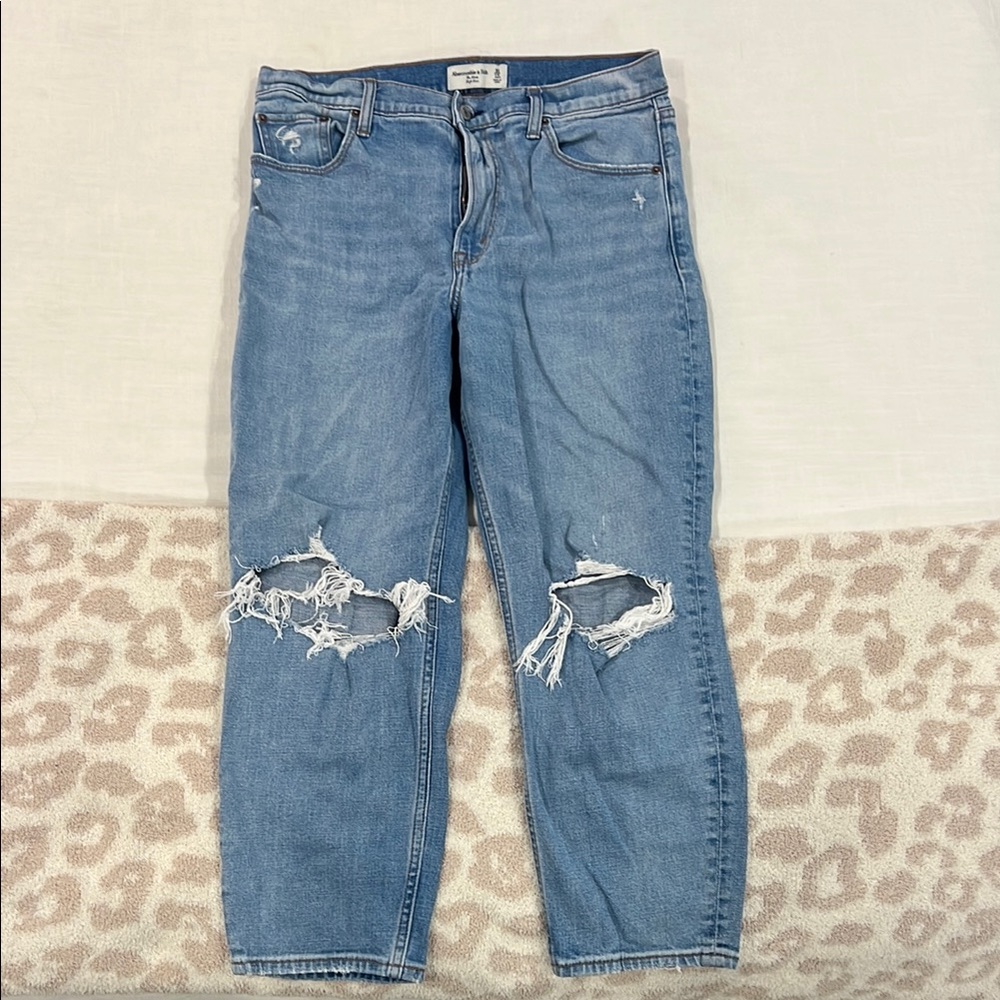 Abercrombie Women's Blue Distressed Jeans Short